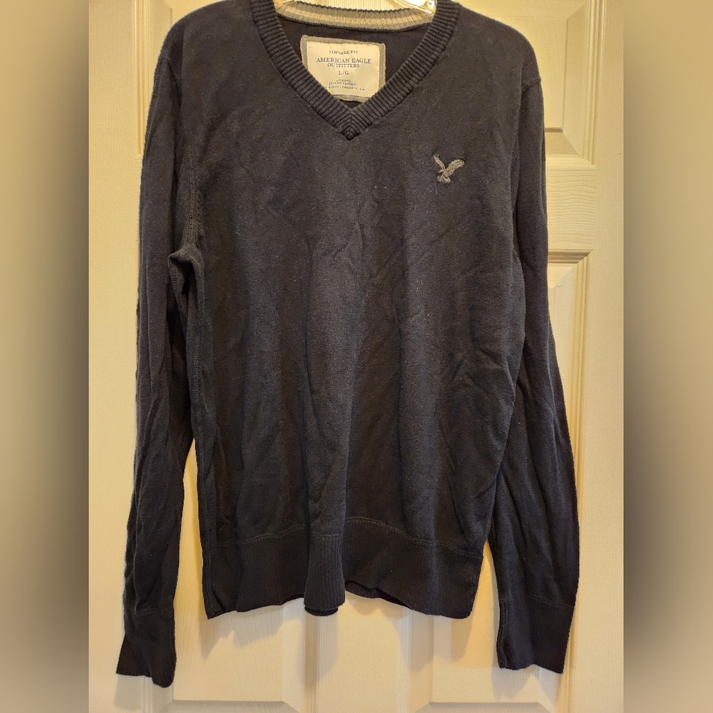 American Eagle Outfitters Vintage Fit Men's Black Sweater, Size L